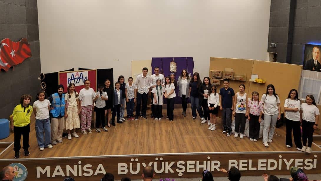 Tiyatro Gösterisi